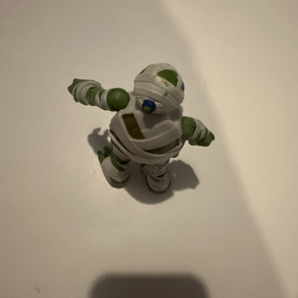 Tales of Teenage Mutant Ninja Turtles Monster Mutants Mummy Leo TMNT Leonardo 5” Foto 3 de 3