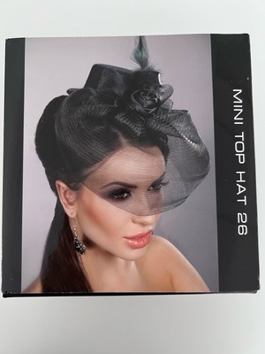 Kleiner Hut Fasching mit Tüll Blume Federn Klammern  Farbe schwarz LivCo Hat 26