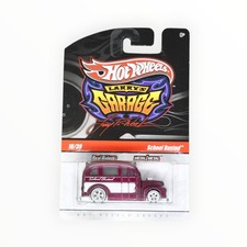 Hot Wheels School Busted 10/39 - Purple - 2010 Hot Wheels Garage A