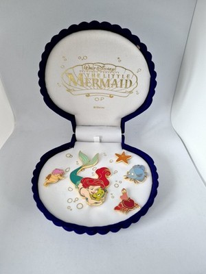 Disney Studio Store DSF Blau Samt Box Die Kleine Meerjungfrau Pin Set LE 300