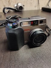 Olympus Camedia C-3000 ZOOM 3.3 MP 3x Optical Zoom Tested Works