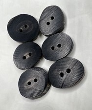 6 x rundliche Zweiloch Hornkn&ouml;pfe