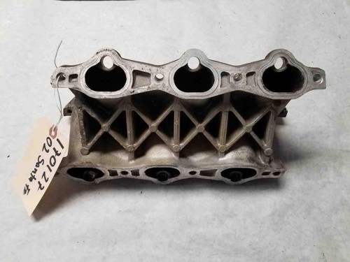 2001 02 03 04 05 06 HYUNDAI SANTA FE Aluminum Lower Intake Manifold 2.7L - Picture 3 of 3