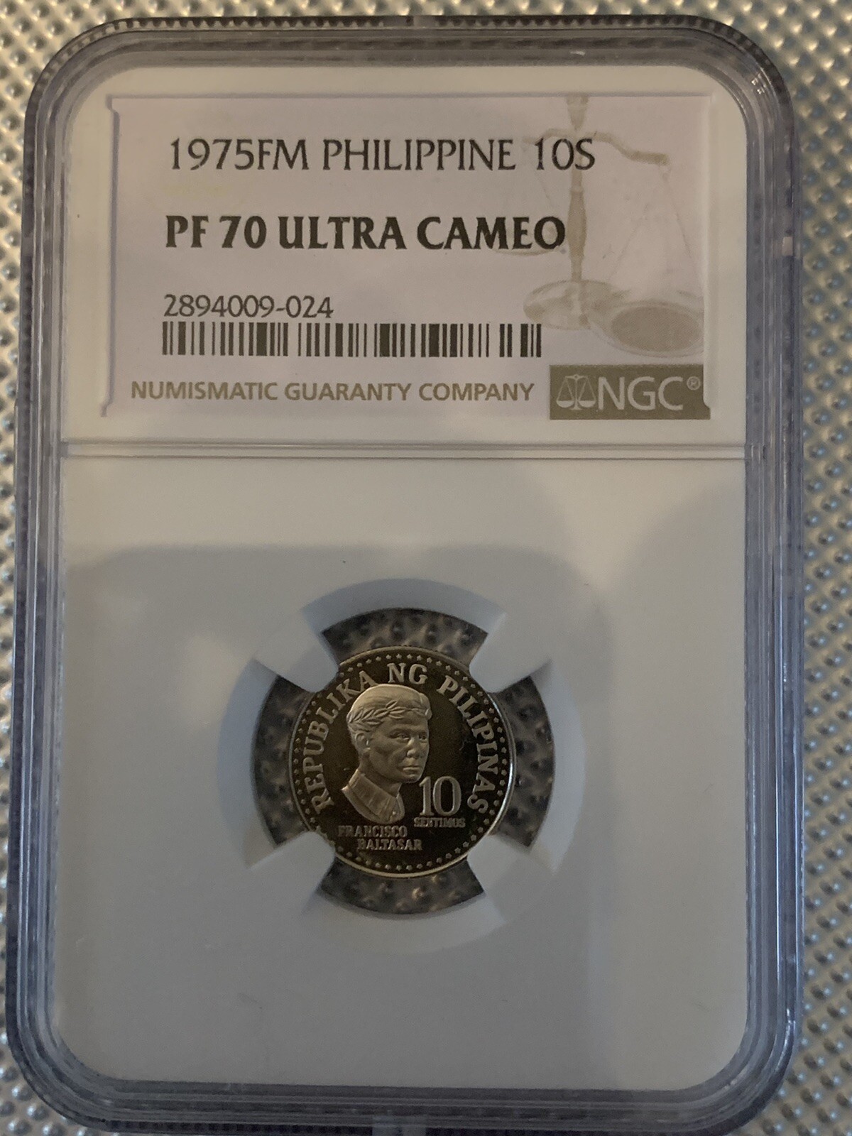Picture 1 of 6