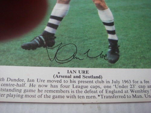 Tarjeta de té de fútbol americano IAN URE ARSENAL Y ESCOCIA retrato 10" x 8" Typhoo BUENA - Imagen 2 de 3