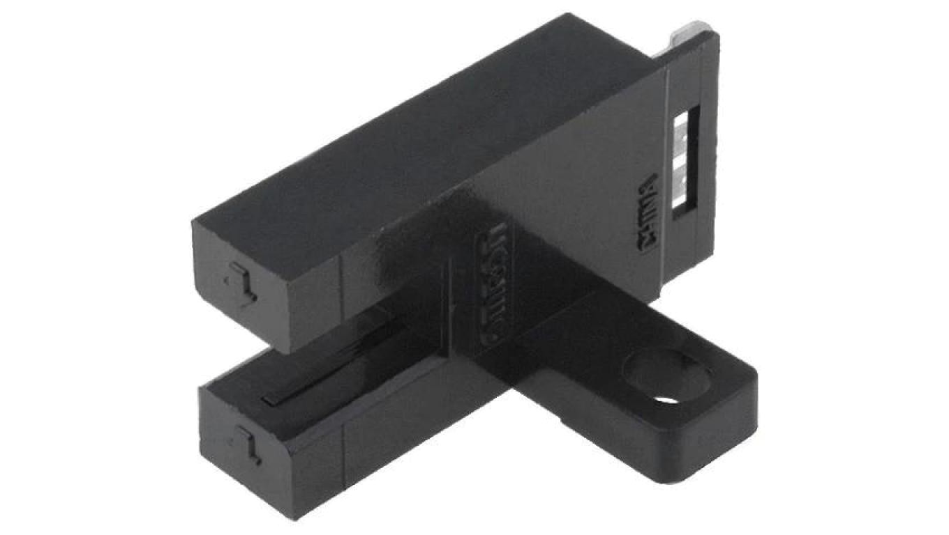 Photoelectric Sensor with 5mm Range PNP EE-SX672R