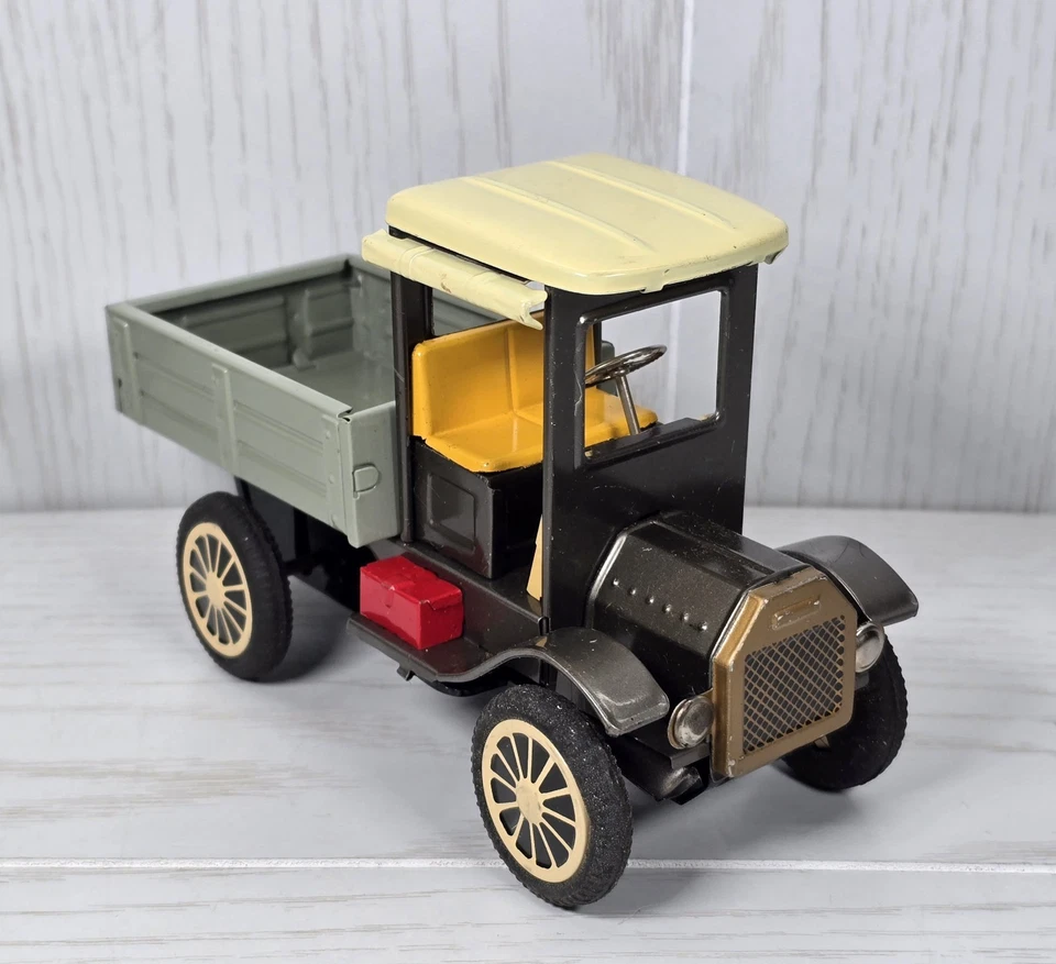 Camión temporizador antiguo de hojalata SSS Japón juguete alimentado por fricción de colección con caja original años 60 Foto 4 de 4