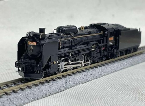KATO D51 498 con luz lateral 874936 | Condition: Used