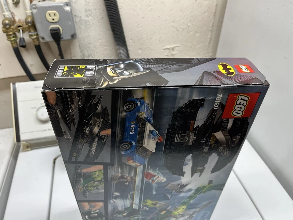 LEGO Super Heroes: Batman Batwing and The Riddler Heist (76120) Sealed New - Image 3 of 4