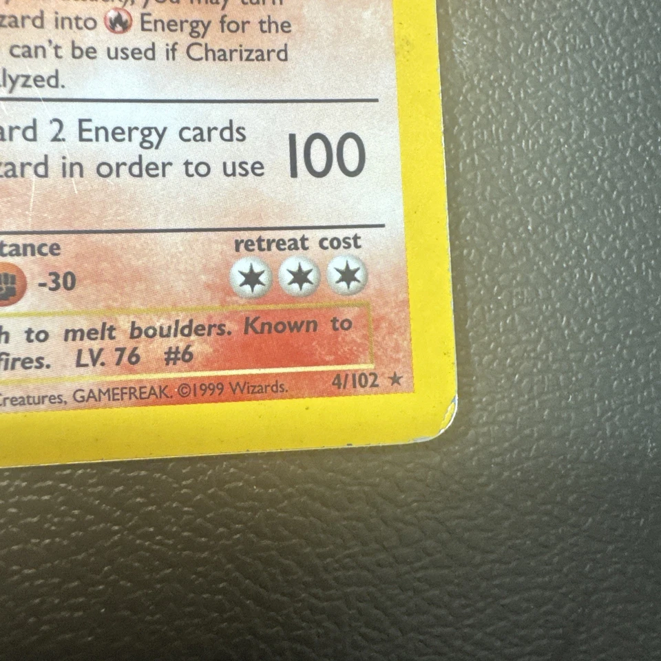 Charizard - Base Set Unlimited Holo Rare 4/102 (1999) Pokémon TCG - Image 3 of 4