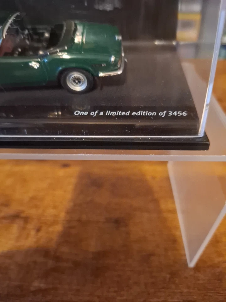 Vitesse 35601 - Triumph Spitfire Open Laurel Green Mk IV - No.0112 of 3456 - Image 2 of 4