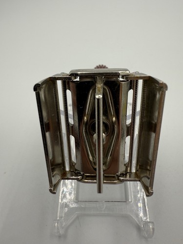 Gillette Red Tip DE TTO Safety Razor W/Case & Blades Dated B-2 - Picture 9 of 10