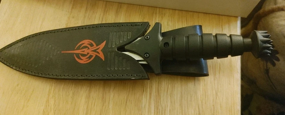 United Cutlery UC726 Star Trek Klingon Knife Phoenix Dagger in Sheath & Open Box - Image 4 of 4