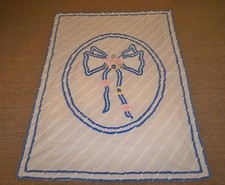 BEAUTIFUL WHITE VINTAGE CHENILLE BABY CRIB BEDSPREAD - GREAT CONDITION