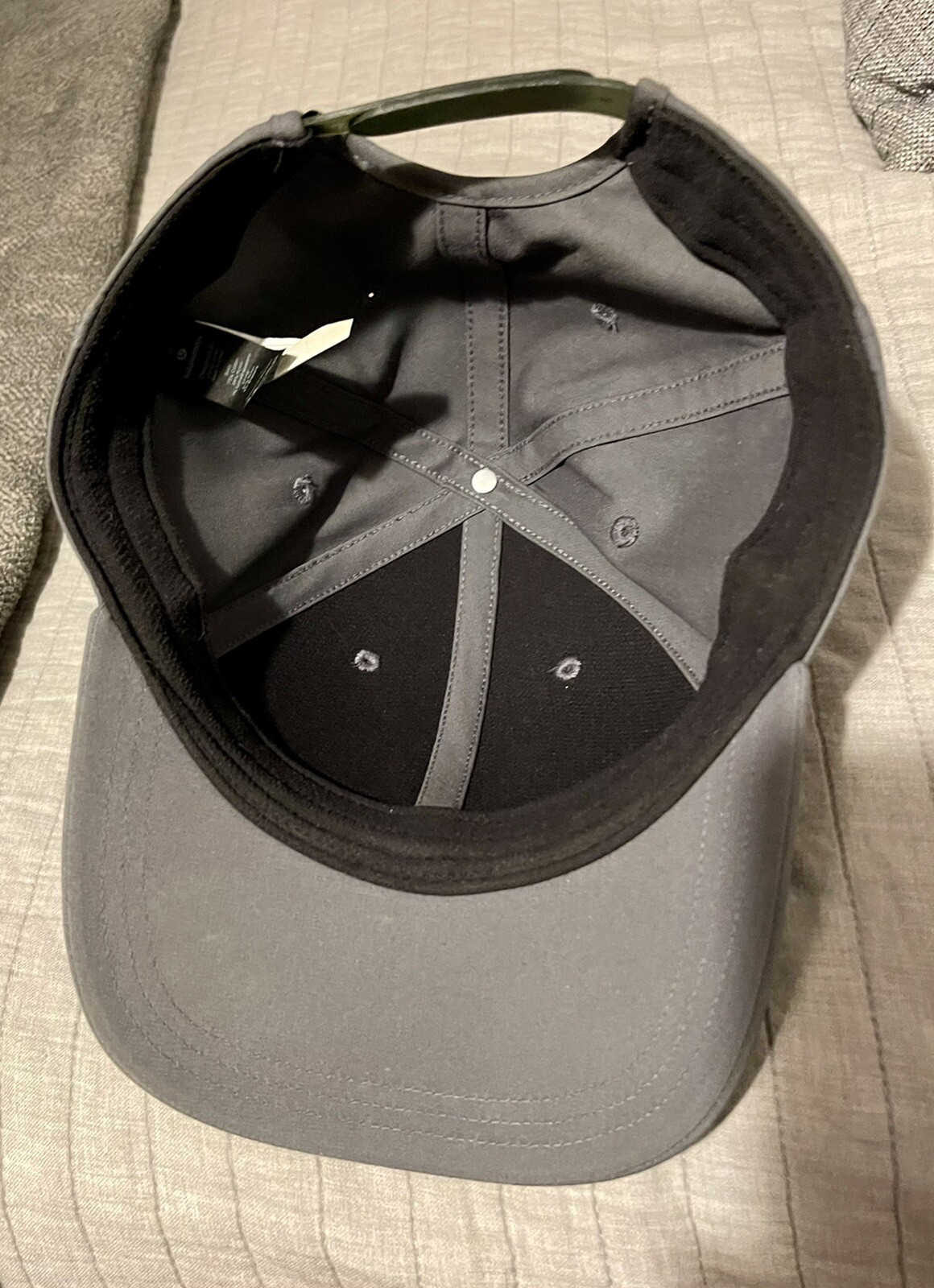 Lululemon Small Logo Gray Adjustable Snapback Cap… - image 3