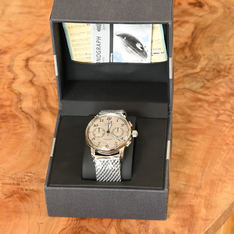 ZEPPELIN LZ 127 8678-4 Chronograph Herren Armbanduhr Milanaise Edelstahl 43mm - Bild 3 von 4