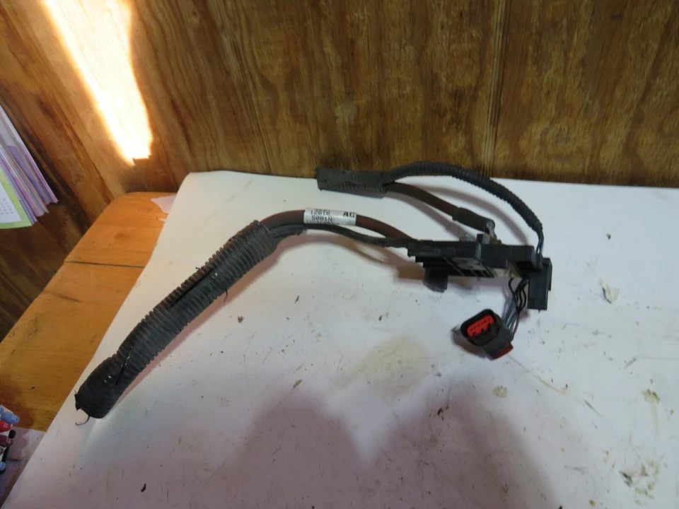 2012 Ford FIESTA TERMINAL CONECTOR FUSÍVEL BATERIA POSITIVA - Imagem 3 de 4