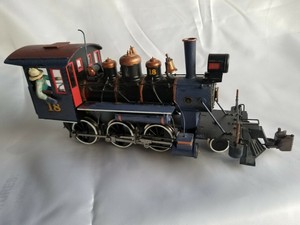 bachmann holiday special train and trolley set