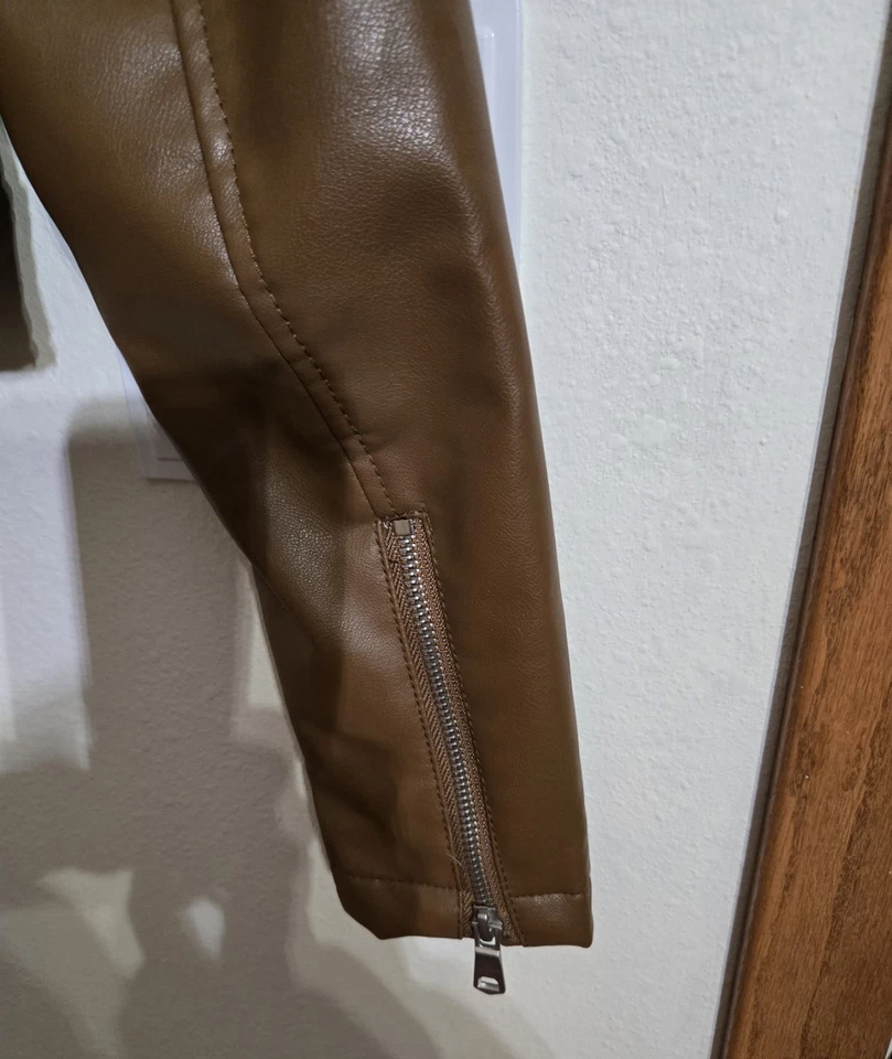 Pre-loved SILENCE + NOISE Mujer Imitación Cuero Moto Chaqueta Talla XS En Marrón Foto 4 de 4