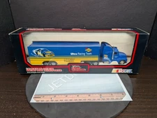1:64 #94 TERRY LABONTE SUNOCO ULTRA RACING CHAMPIONS TRANSPORTER HAULER 1992