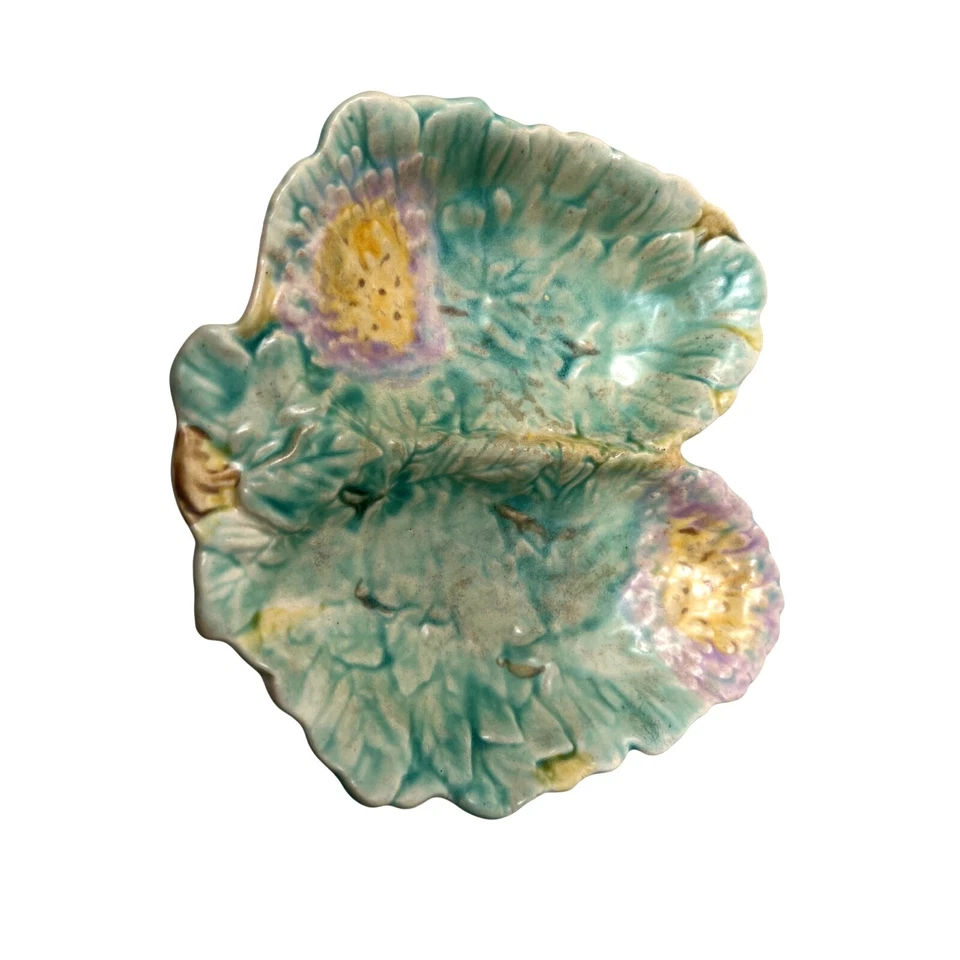 Plato dividido floral/hoja hortensia en relieve vintage de cerámica artística británica AvonWare Foto 2 de 4