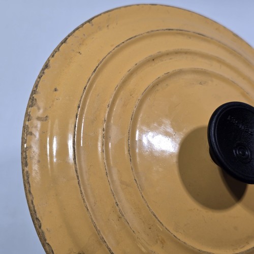 Le Creuset Replacement Lid Size 20cm Yellow Lecreuset Spare Only - Picture 3 of 4
