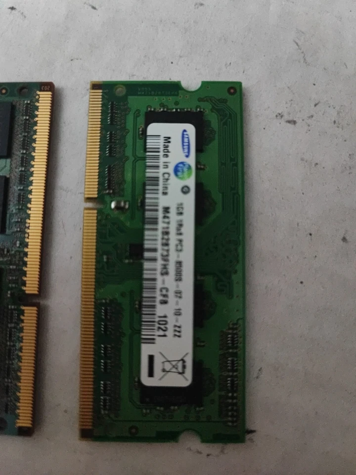 Samsung 3GB (2GB+1GB) PC3 8500S DDR3-1066 MHz SODIMM Laptop RAM From Tecra M11 - Image 2 of 4