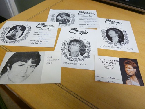 CLIFF RICHARD - 6 DIFFERENT GRAPEVINE MEMBERSHIP CARDS - Picture 1 of 7