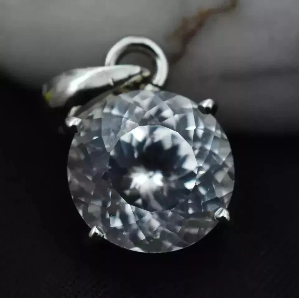 Natural White Sapphire 30.25 Ct+ Certified HG Gemstone 925 Silver Pendant