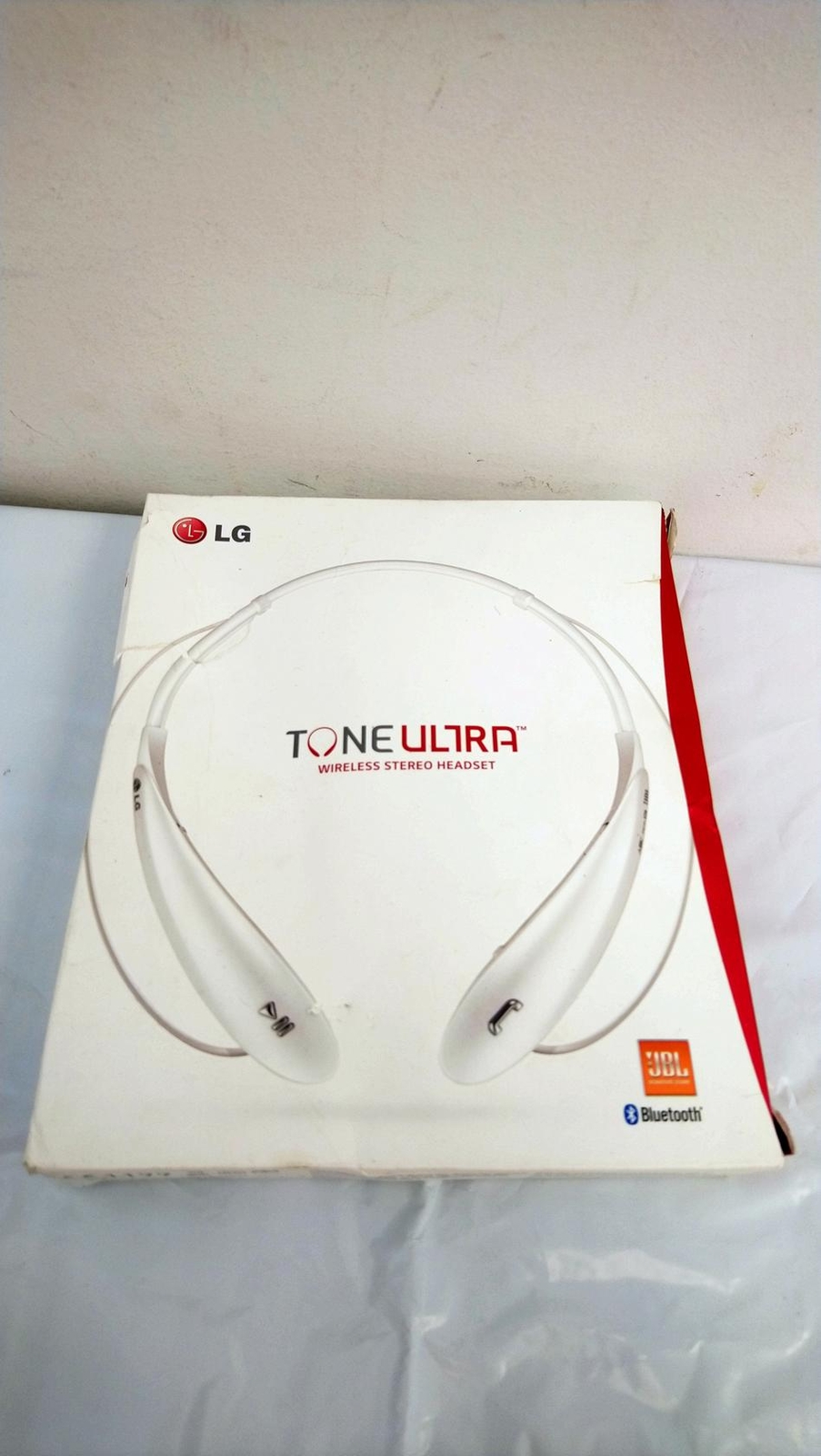 LG Electronics Tone Ultra (HBS-800) Bluetooth Stereo Headset - White