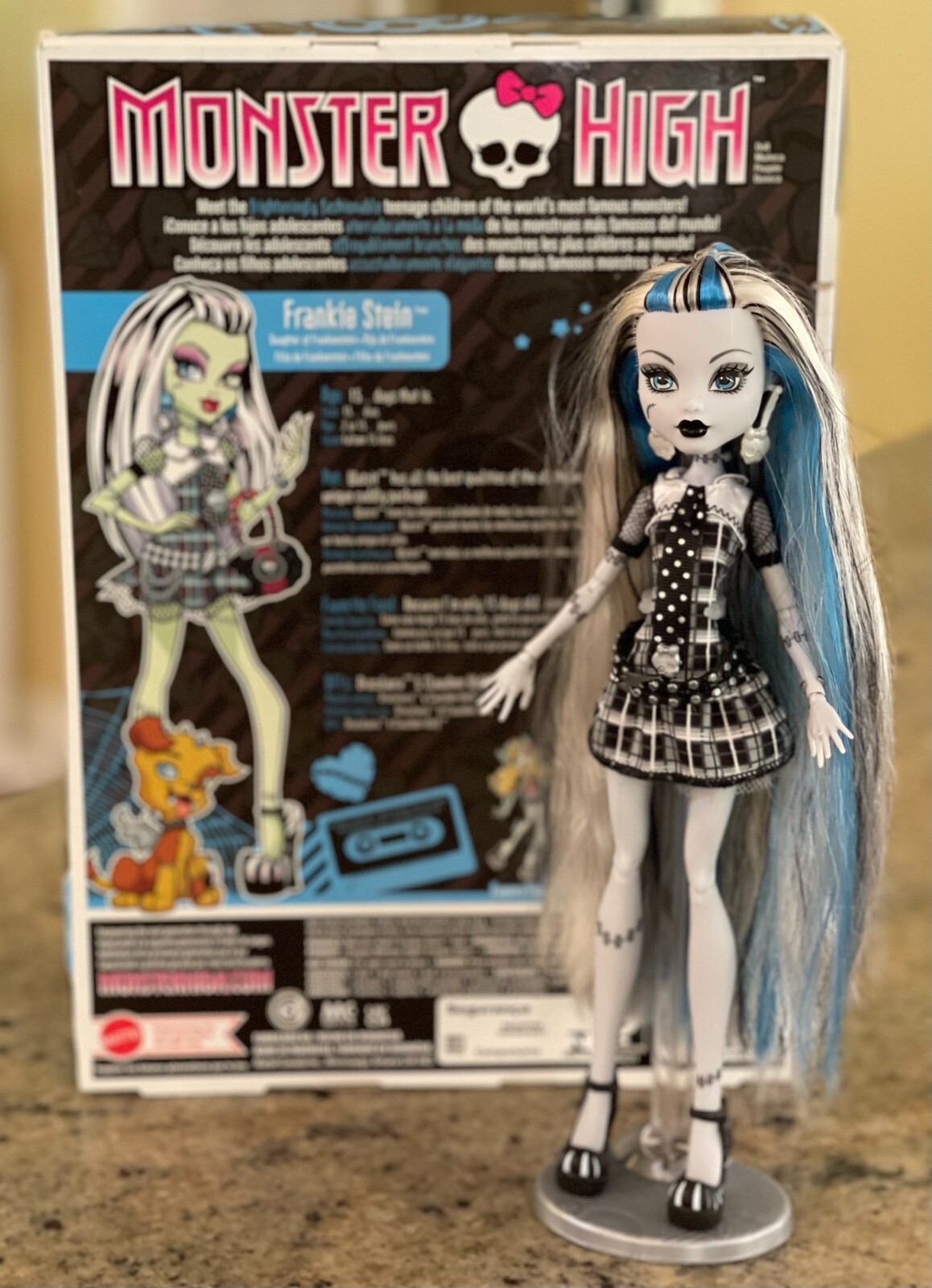 Boneca Monster High Frankie Stein Boo-original 2022 MATTEL