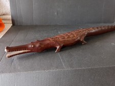 VINTAGE HAND-CARVED HARDWOOD AFRICAN CROCODILE FIGURINE/ORNAMENT  #