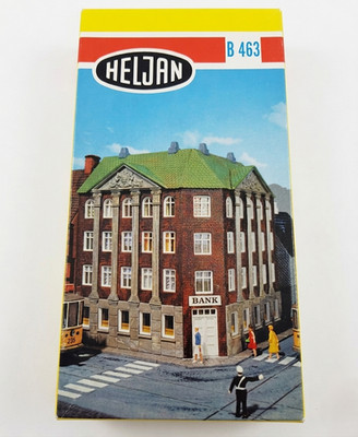 Heljan B463 HO Scale Bank Plastic Model Building Kit