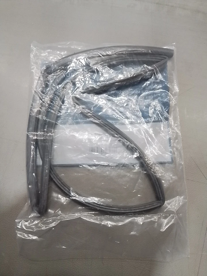 Junta de bañera para lavavajillas Frigidaire/Electrolux PN: 154827601 Foto 2 de 4