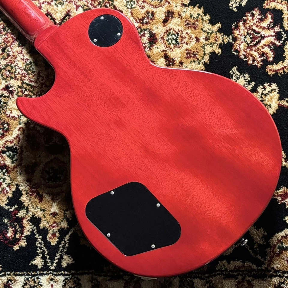 Guitarra Eléctrica Edwards E-LP-STD Sunburst 3.78kg con Llave de Estuche Producto Usado Foto 3 de 4