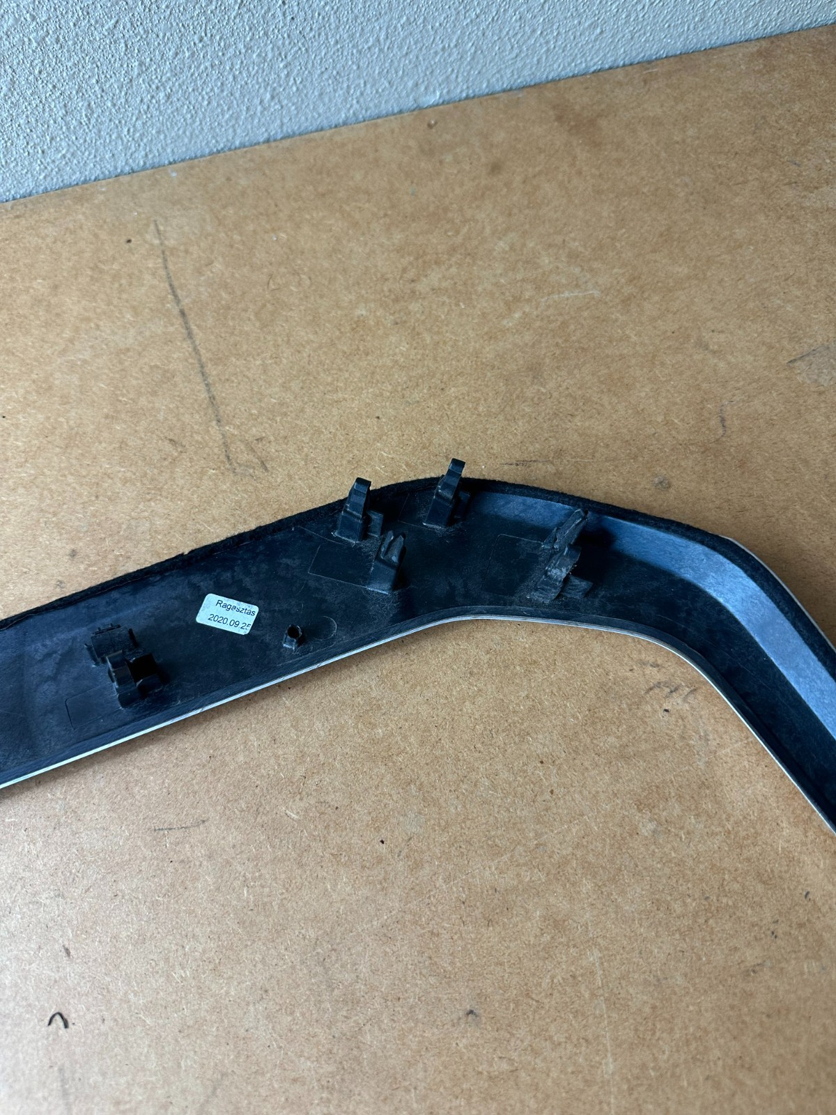 18-22 LAMBORGHINI URUS RT FLOOR CONSOLE TO DASH UPPER TRIM PANEL OEM 4ML853268