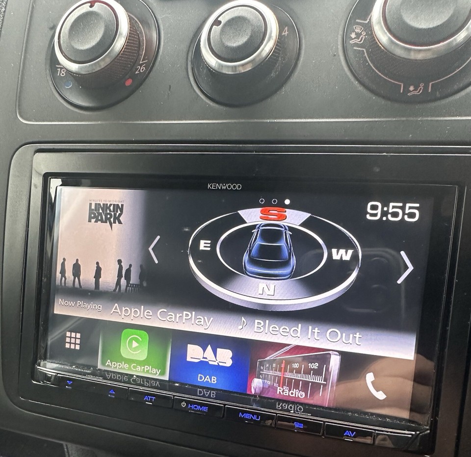 Kenwood DMX7017DABS 7inch Apple CarPlay Bluetooth Car Stereo AV