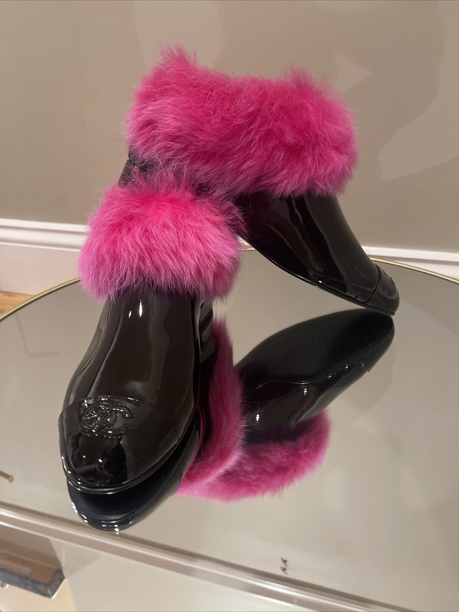 CHANEL 23S CC Interlocking Logo Fur Loafers Boots Size 39 | eBay