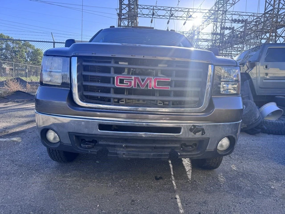 Puerta delantera de pasajero eléctrica para camioneta Sierra 1500 07-09 623519 Foto 2 de 4