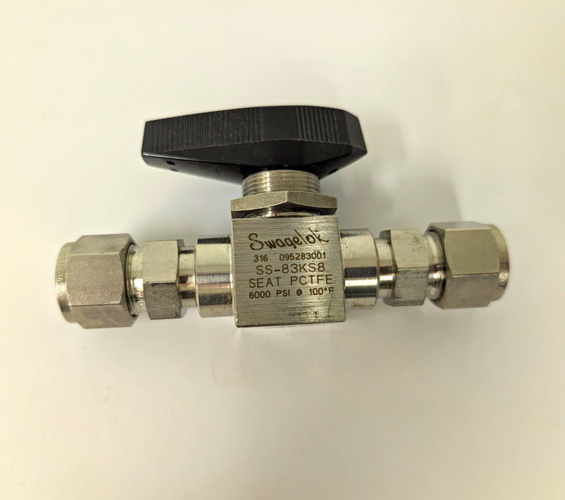 Swagelok SS-83KS8 Stainless Manual Ball Valve 1/2 in NPT 6000 psi