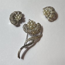 Silver Tone Faux Pearl & Crystal Flower Brooc...