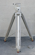 Linhof Professional R heavy duty tripod with geared column  mounting plat 0322