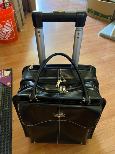 Wilsons Leather - Wheeled Carry-on in Black - Some Mars & Wear - Picture 6 of 18