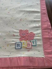 Vintage Cuddle Time baby blanket , Pink bear, Blocks & trim confetti flannel