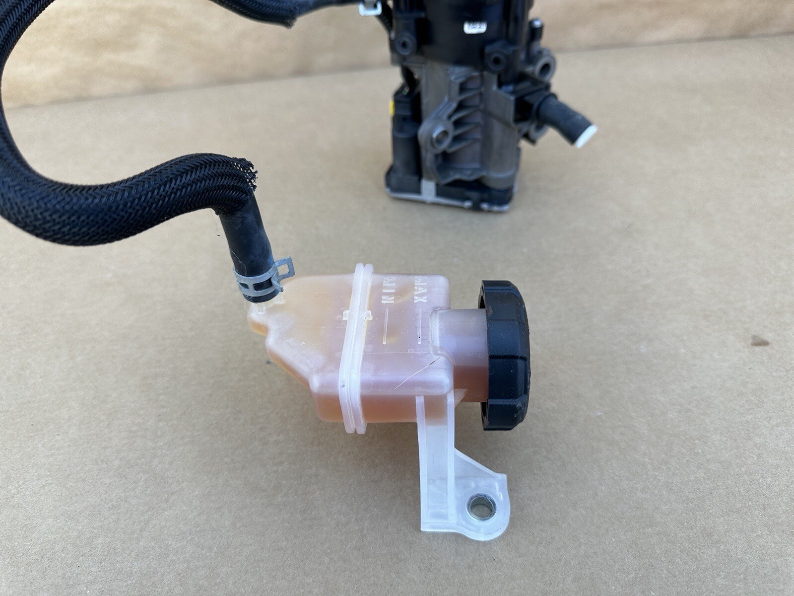 20172022 Kia Niro Hybrid HEV OEM Actuator EngineClutch Pump 41050