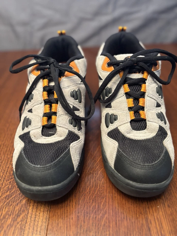 Zapatos de encaje grueso vintage Heelys para hombre EE. UU. 12 gamuza 7008 gris y negro Foto 3 de 4