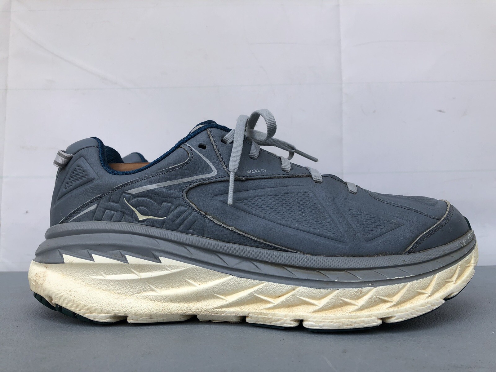 Hoka One One Women's 10 Bondi LTR 