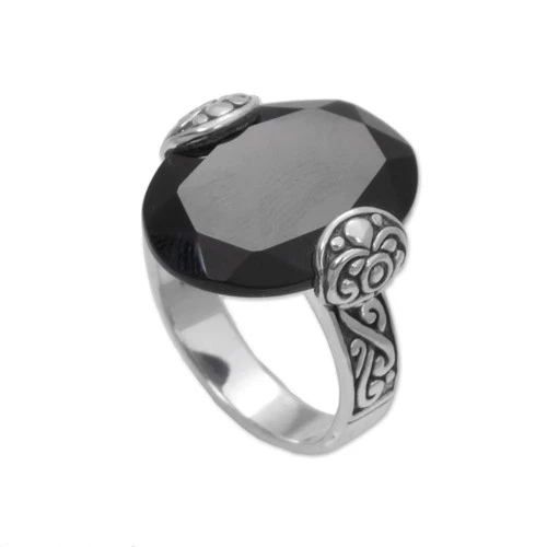 Onyx cocktail ring, 'Mysterious Oval' image 4