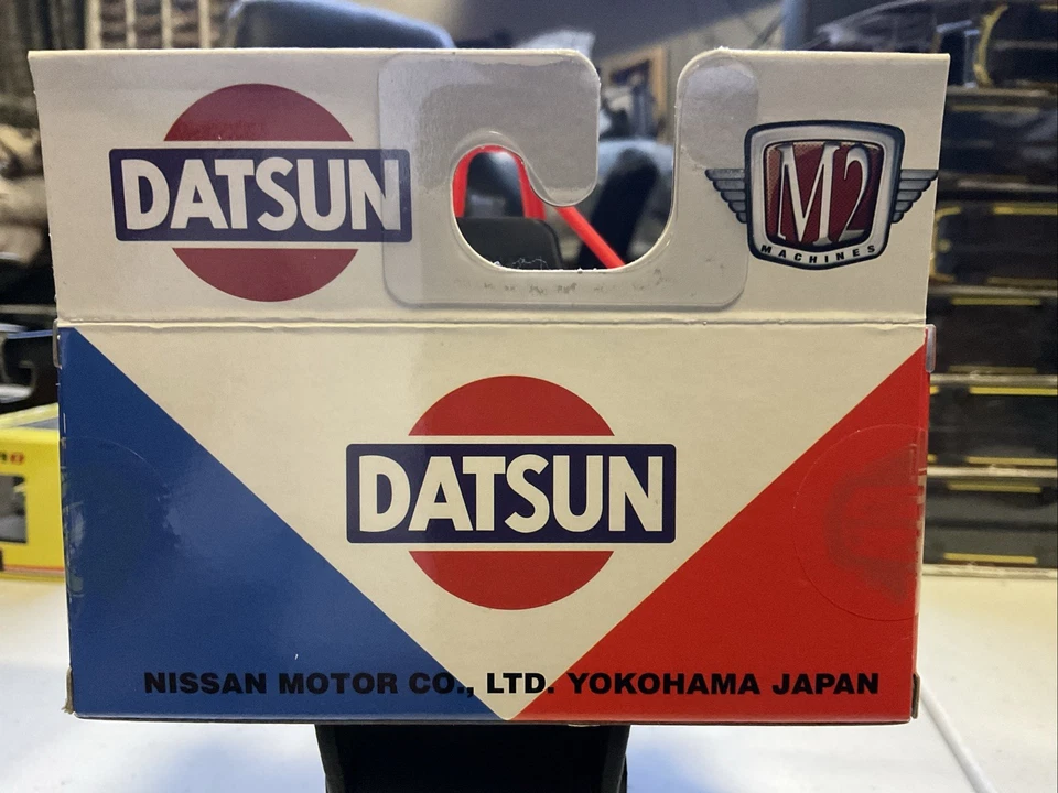 Máquina M2 1977 camioneta Datsun R80 edición limitada 9.600 piezas en todo el mundo Foto 3 de 3