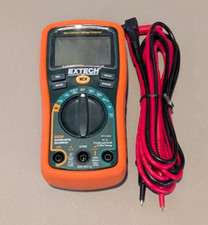 Extech EX330 Digital MultiMeter (DMM) Used only a few times, Excellent condition